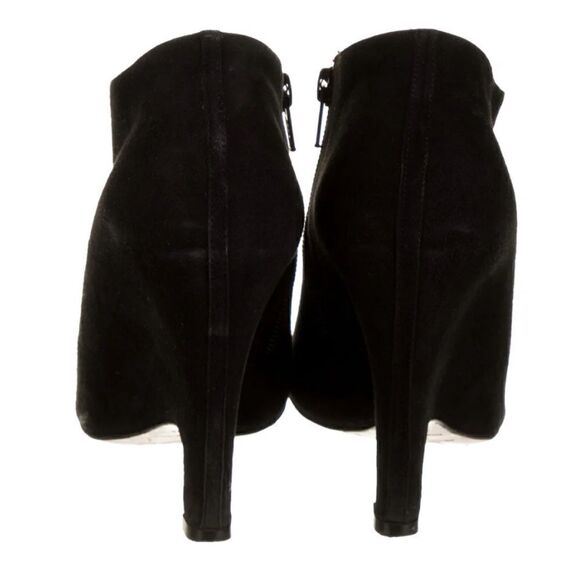 Authentic CHRISTIAN LOUBOUTIN
Morphing Ankle Booties Size 37 - Picture 4 of 11